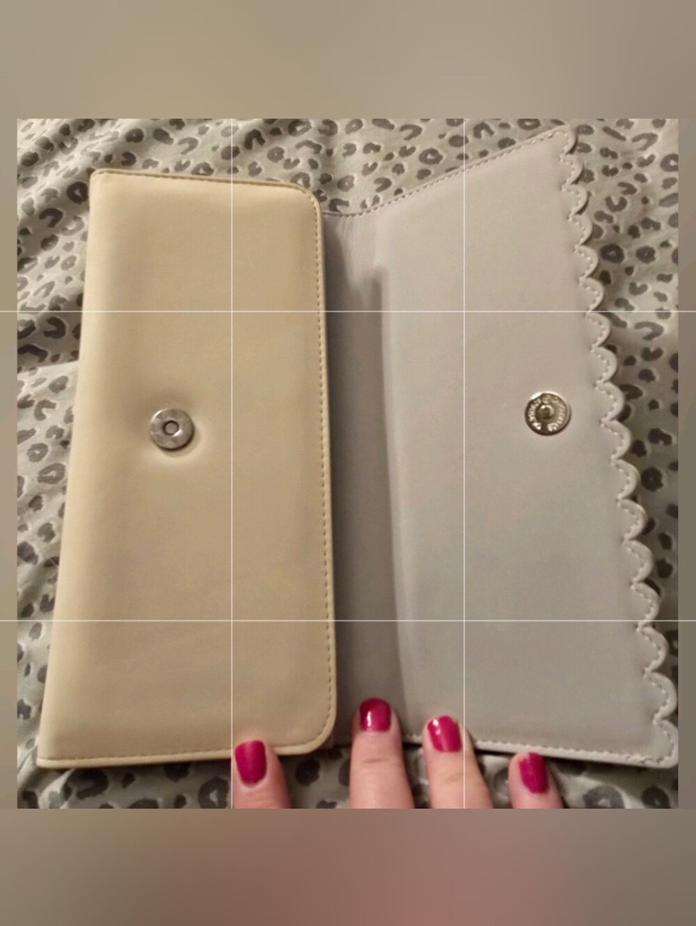 Alice In Wonderland Wallet RARE - Picture 7 of 7